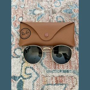Ray-Ban Black Round Metal Polarized Sunglasses